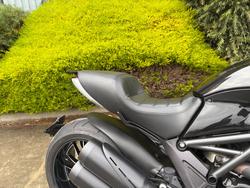 2011 DUCATI DIAVEL Black