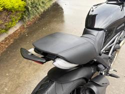 2011 DUCATI DIAVEL Black