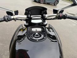 2011 DUCATI DIAVEL Black