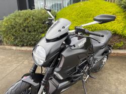 2011 DUCATI DIAVEL Black