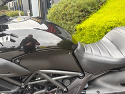2011 DUCATI DIAVEL Black