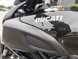 2011 DUCATI DIAVEL Black