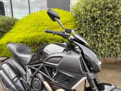 2011 DUCATI DIAVEL Black