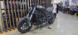 2022 Benelli 502C Black