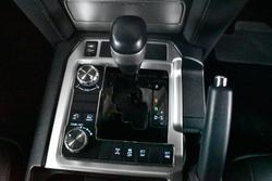 2020 Toyota Landcruiser VX
