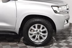 2020 Toyota Landcruiser VX