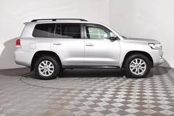 2020 Toyota Landcruiser VX