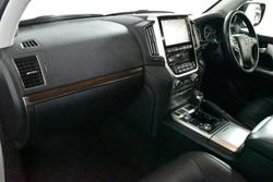 2020 Toyota Landcruiser VX