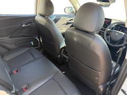 2025 Mahindra XUV3XO AX7L