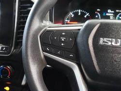 2023 Isuzu MU-X LS-M