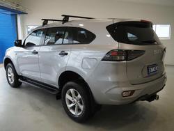 2023 Isuzu MU-X LS-M