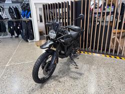 2026 Royal Enfield HIMALAYAN 450 MANA BLACK