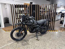 2026 Royal Enfield HIMALAYAN 450 MANA BLACK