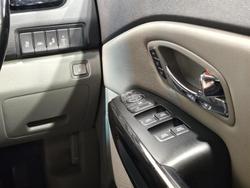 2015 Kia Carnival Platinum