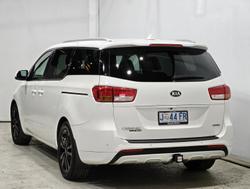 2015 Kia Carnival Platinum