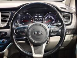 2015 Kia Carnival Platinum