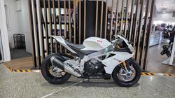 Aprilia RSV4 R