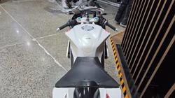 2013 Aprilia RSV4 R WHITE