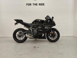 Yamaha YZF-R7LA
