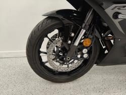 2025 YAMAHA YZF-R7LA Black