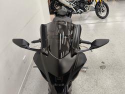2025 YAMAHA YZF-R7LA Black