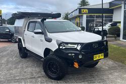 2023 Toyota Hilux SR5
