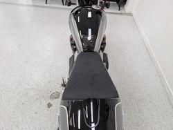 2018 Triumph STREET CUP Black
