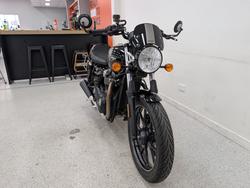 2018 Triumph STREET CUP Black