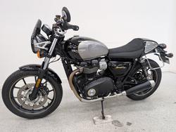 2018 Triumph STREET CUP Black