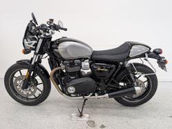 2018 Triumph STREET CUP Black