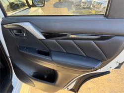 2019 MITSUBISHI PAJERO SPORT BLACK EDITION SAM (4x4) 7 SEAT