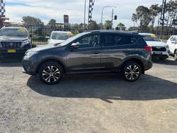 2014 TOYOTA RAV4 CRUISER (4x4)