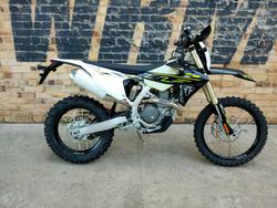 Triumph TF 450-E