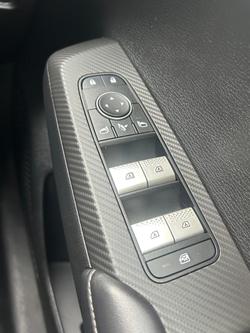 2022 Mitsubishi Outlander LS
