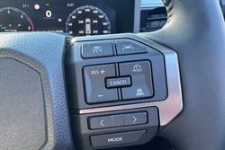 2025 Toyota Hilux SR5