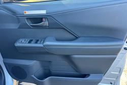 2025 Toyota Hilux SR5