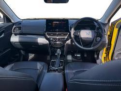 2025 Mahindra XUV3XO AX7L