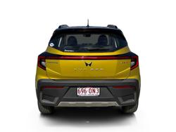 2025 Mahindra XUV3XO AX7L