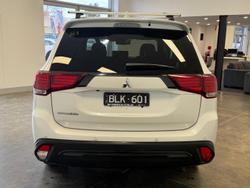 2021 Mitsubishi Outlander Black Edition