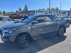 2021 Toyota Hilux SR5