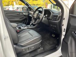 2025 Isuzu MU-X LS-T