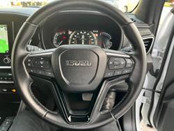 2025 Isuzu MU-X LS-T