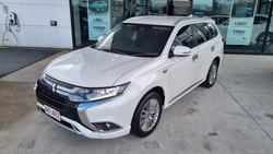 2019 Mitsubishi Outlander PHEV ES ADAS