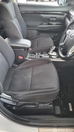 2019 Mitsubishi Outlander PHEV ES ADAS