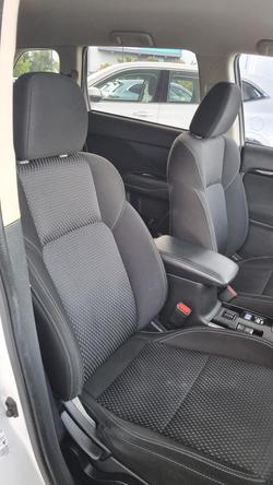 2019 Mitsubishi Outlander PHEV ES ADAS