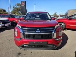 2025 Mitsubishi Outlander ES