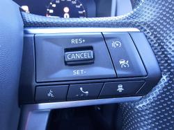2025 Mitsubishi Outlander ES