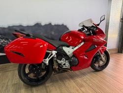 2002 Honda VFR800F (VFR800Fi) RED