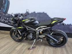 2022 Triumph STREET TRIPLE RS Black