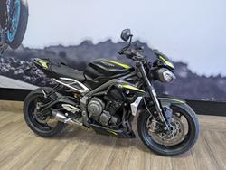 2022 Triumph STREET TRIPLE RS Black